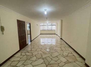 Departamento de 3 habitaciones, Guayaquil · Bonito Departamento Amplio