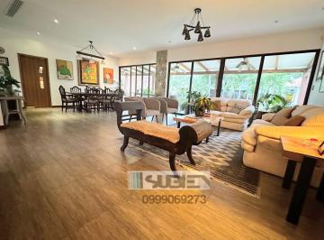 Casa de 4 habitaciones, Guayaquil · Vendo Casa Km 9 Vía Samborondon Urb El Cortijo Una Planta 3 Dorm. Suite Planta Alta Pérgola