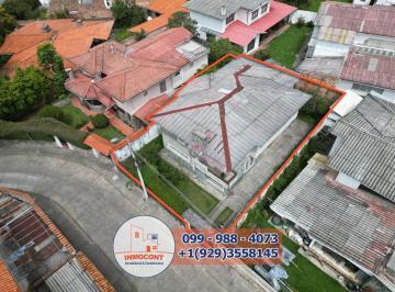 Casa de 6 habitaciones, Cuenca · Propiedad en Venta Zona Residencial y Comercial El Estadio C1472