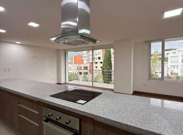 Departamento de 3 habitaciones, Quito · Departamento de 3 Habitaciones con Balcón - en Venta - 150 m² - Monteserrin