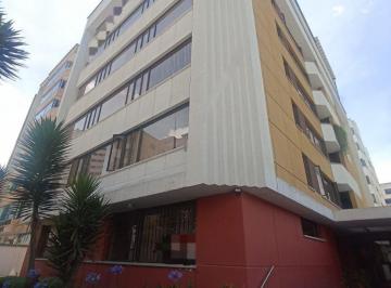 Oficina comercial , Quito · Alpallana y Whymper - Alquilo Oficina de 45 m² Planta Baja 1 Parqueadero y Bodega