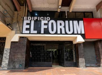 Oficina comercial · 40m² · Venta Oficina Edificio Forum Centro de Guayaquil, 40 m² m. G.