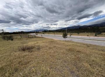 Terreno / Lote · 900m² · Terreno en Venta Puembo Urb. Palermo