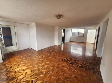 Departamento de 3 habitaciones, Quito · Venta Departamento Ponceano 2 Dorm. y Estudio 1 Parqueadero 130 m Totales