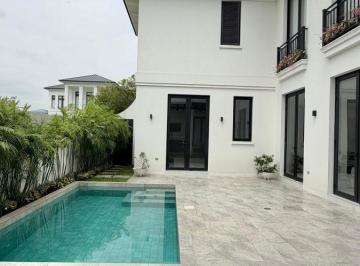 Casa de 3 habitaciones, Guayaquil · Aires de Batán Hermosa y Moderna Casa de 3 Habitaciones con Piscina