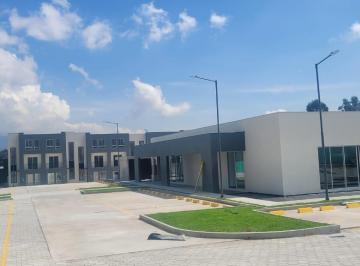 Casa · 86m² · 3 Habitaciones · 1 Estacionamiento · Casas en Venta por Estrenas de 3 Pisos - Sector Quitumbe Cerca de Plataforma Gubernamental
