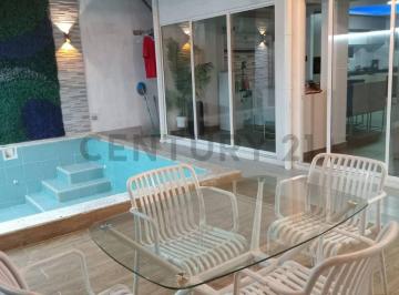 Casa · 243m² · 4 Habitaciones · 2 Estacionamientos · Casa en Venta en Matices - Frente Al C. C El Dorado
