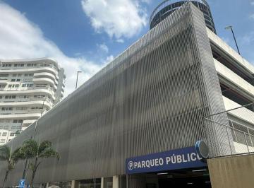 Parqueadero , Guayaquil · Venta y /o Alquiler de Parqueo en Edif. Ciudad del Río - Puerto Santa Ana Guayaquil