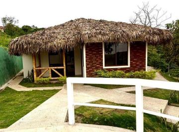 Casa de 3 habitaciones, Santa Elena · Inversión en Olón: Se Vende Casa en La Montaña con Vista Al Mar y Al Bosque