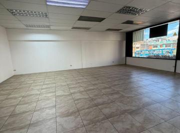 Local comercial , Quito · Hermosos Locales con Bodega Subsuelo de Arriendo (Sector La Ofelia)