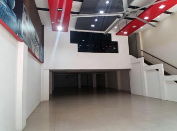 Local comercial · 345m² · 5 Habitaciones · 1 Estacionamiento · Vernaza, Local Comercial en Renta,263 5 m² + (Mz 82 M²)