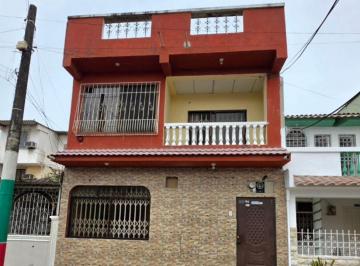 Departamento de 2 habitaciones, Guayaquil · Alquilo Atarzana, 2 Dorm., Planta Baja