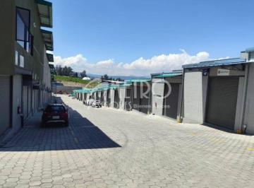 Bodega-Galpón , Quito · Bodega de 80 m² de Alquiler en Puembo