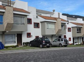 Casa de 3 habitaciones, Quito · Vendo Casa en Armenia 3 Plantas con Patio y Atico Amplios en Conjunto
