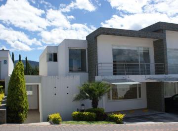 Casa de 3 habitaciones, Quito · Renta - Norte - Quito - Armenia 1 - Conocoto - Casa Grande