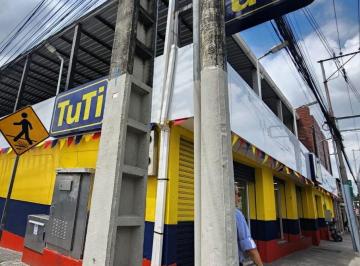 Local comercial , Guayaquil · Av Francisco de Orellana Alquiler Local Comercial