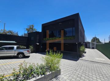 Bodega-Galpón , Quito · Galpón de Renta en Puembo, 747 m², Estratégica Ubicación Atras de Las Bodegas Rojas, Mediano Impacto.