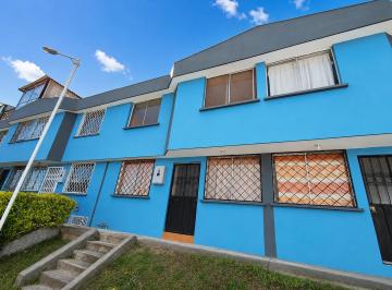 Casa de 3 habitaciones, Quito · Casa 3 Dorm. en Venta - San Jose de Moran