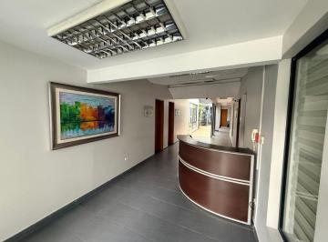 Oficina comercial , Guayaquil · Alquilo Hermosa Oficina en Urdesa, Circunvalación Sur, Parqueo y Guardiania 24/7