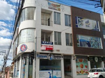 Oficina comercial , Quito · Renta de Oficina 40 m² Centro de Conocoto 2 Piso