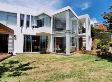 Casa · 232m² · 3 Habitaciones · 2 Estacionamientos · Venta Casa Gran Jardín Urb Exclusiva, Tanda Cerca Rancho San Francisco