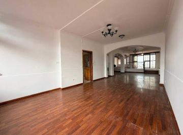Casa · 250m² · 3 Habitaciones · 4 Estacionamientos · 1200 + 100 Cond, Casa Una Planta, Renta Campo Alegre, Urb Exclusiva