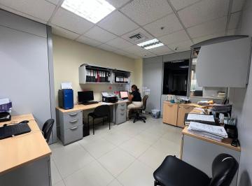 Oficina comercial · 157m² · 2 Estacionamientos · Oficina en Venta, Cuidad Colon, Guayaquil, Maxb