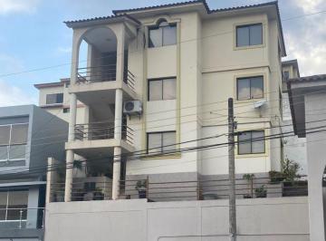 Departamento de 3 habitaciones, Guayaquil · Amplio Departamento en Venta en Ceibos Norte con Piscina y Excelente Ubicación