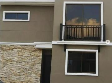 Casa de 3 habitaciones, Guayaquil · Casa de Alquiler en Urb. Mallorca Village