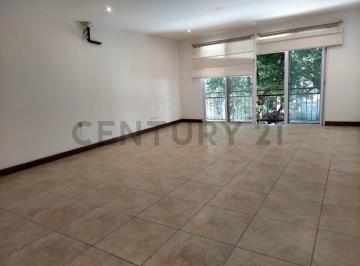 Departamento · 130m² · 3 Habitaciones · 2 Estacionamientos · Amplio Depto. en Alquiler 1er Piso Urb Villas del Bosque 3 Dorm, 2 Parqueos Elsm