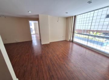 Casa · 77m² · 4 Habitaciones · 2 Estacionamientos · Casa en Bellavista