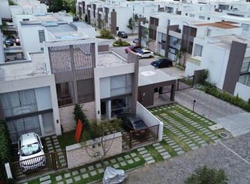 Casa de 2 habitaciones, Quito · Casa 2 Dorm. 86 m² en Venta Conjunto Residencial Conocoto Sector Ontaneda.
