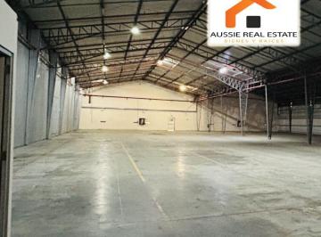 Bodega-Galpón , Guayaquil · Alquilo Bodega en Complejo, Vía a Daule, 1180 m², 3 Andenes Rampa Hidráulica