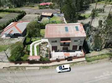 Casa de 5 habitaciones, Cuenca · Amplia Casa Rentera de Venta Ricaurte, Sector La Raya