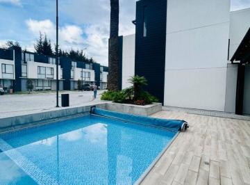 Casa de 3 habitaciones, Quito · Casa en Renta 3 Dorm. en Hilacril a un Minuto de La Plaza