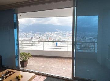 Departamento de 2 habitaciones, Quito · Amplio y Comodo Departamento en Excelente Urbanizacion