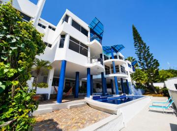 Departamento de 3 habitaciones, Punta Blanca · Departamento Amoblado en Venta – Punta Blanca, Entrada 7