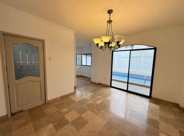 Casa de 4 habitaciones, Guayaquil · Vendo Casa en Ceibos Norte