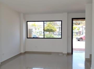 Casa de 3 habitaciones, Guayaquil · Costa Brisa Alquiler Casa 2 Plantas