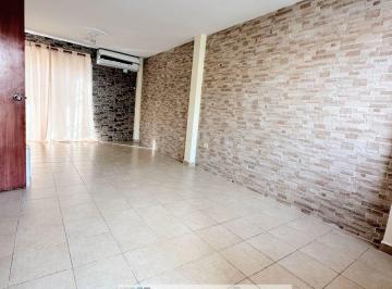 Casa de 4 habitaciones, Guayaquil · Vendo Casa Km 14 Vía Salitre Dormitorio Planta Baja, 4 Dorm. Total Bodega Bien Mantenida.