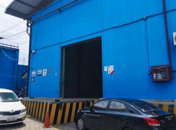 Bodega-Galpón , Guayaquil · Bodega de 800 m² en Alquiler con Anden en Vía a Daule Km 10 Sector Ipac, Dentro de Complejo Seguro