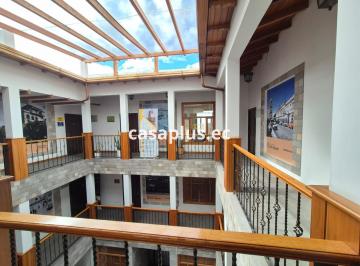 Oficina comercial · 50m² · Arriendo Oficinas en El Centro de Latacunga