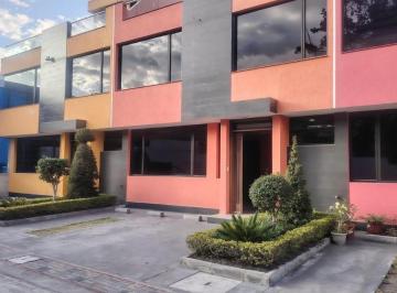 Casa · 125m² · 3 Habitaciones · 2 Estacionamientos · En Venta – Hermosa Casa en San Antonio de Pichincha
