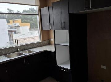 Departamento · 115m² · 3 Habitaciones · 2 Estacionamientos · Rento 3 Habits con Terraza Privada. El Batan. Canon: $700. Cel. 09