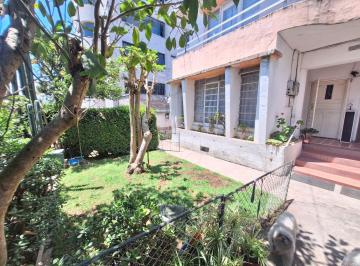 Casa · 274m² · 6 Habitaciones · 6 Estacionamientos · Casa en La Floresta