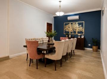 Casa de 4 habitaciones, Guayaquil · Casa en Venta en Ciudadela Los Almendros, Sur de Guayaquil
