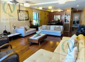 Casa · 226m² · 3 Habitaciones · 2 Estacionamientos · Ahd Venta Departamento 3Dorm. Jardines del Batan