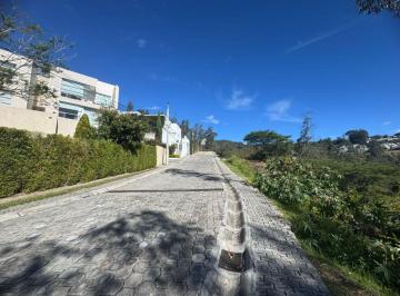 Terreno / Lote , Quito · Terreno de 1.260 m² en Venta – Exclusiva Urbanización Privada en Nayón