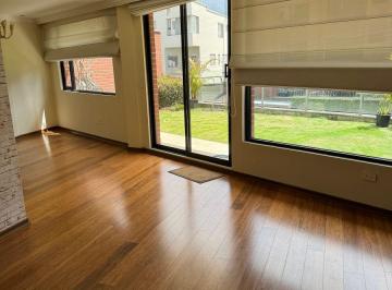 Departamento de 3 habitaciones, Quito · Departamento 3 Dorm. con 100 m de Patios - Jardines del Batan