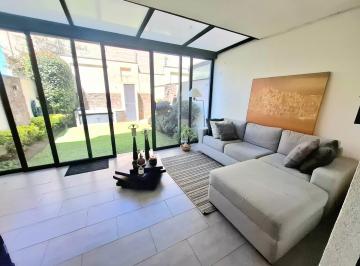Casa · 191m² · 3 Habitaciones · 2 Estacionamientos · Casa en San Juan de Cumbayá